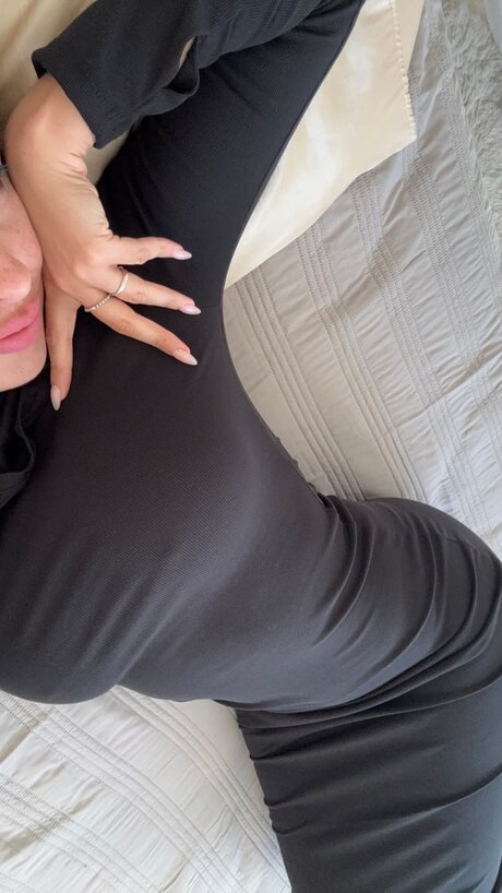 OnlyFans Leila Onyx Naked Photos