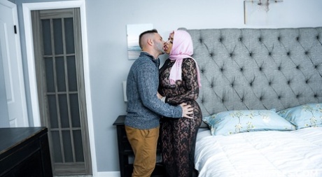 MILF Zoey Foxx shows her big ass and boobs while having sex in a veil